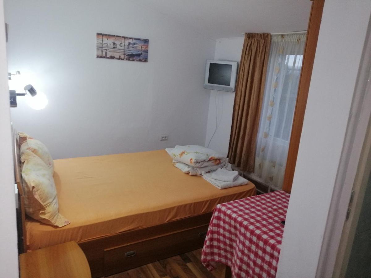 Vila Elly Piatra Neamţ Exterior foto